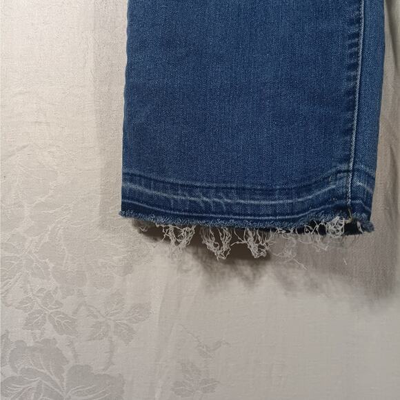 Levis Girls Jeans 14 Reg Cropped Wide Leg Raw Hem Blue Denim - Picture 2 of 16